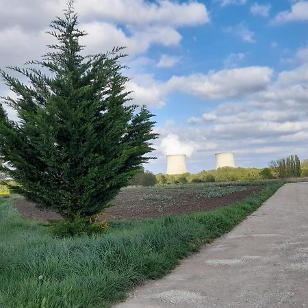 Bed and Breakfast La Ferme De L'Isle Et Sa Roulotte Avaray Zewnętrze zdjęcie