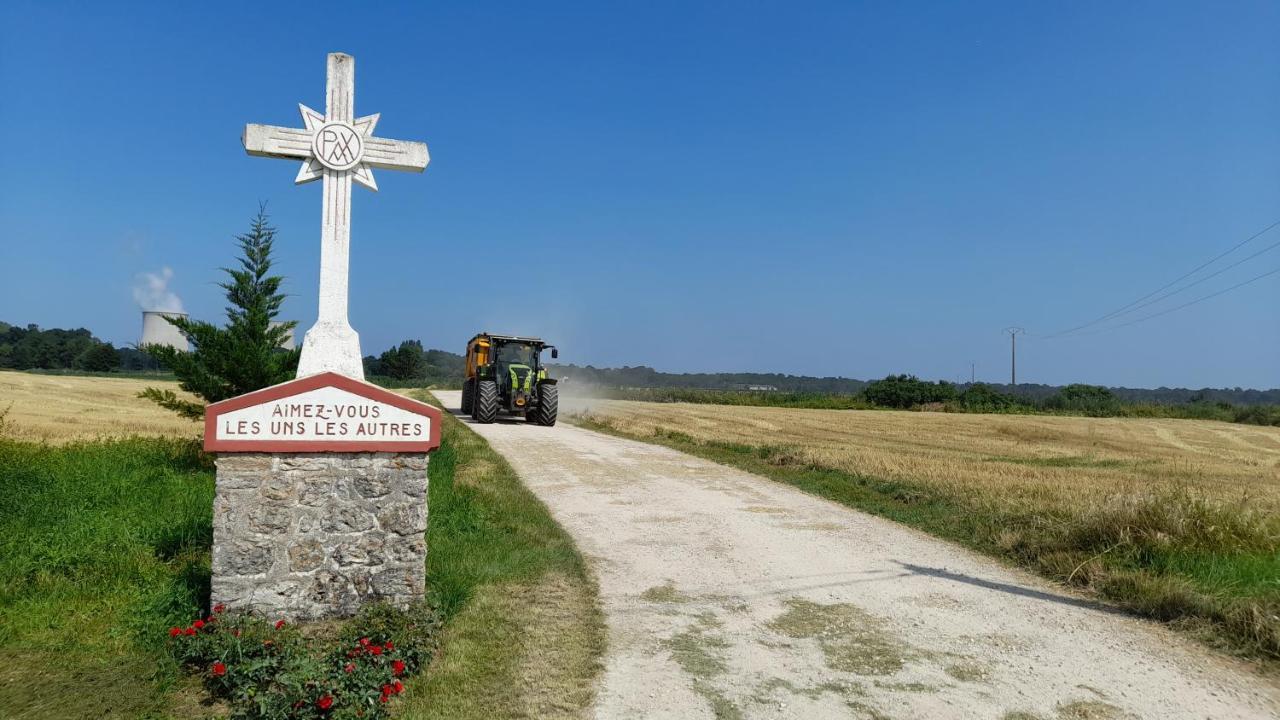 Bed and Breakfast La Ferme De L'Isle Et Sa Roulotte Avaray Zewnętrze zdjęcie